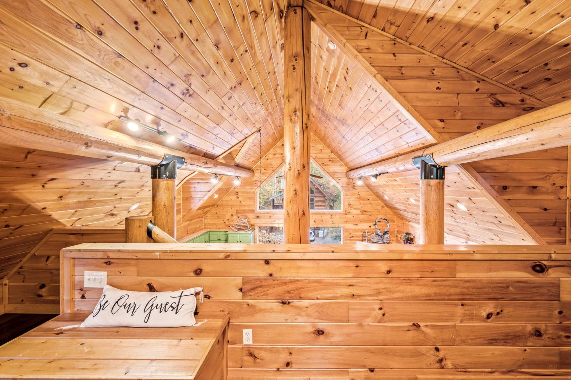 Relaxation Retreat - Pickleball Cabin - Wi-Fi, Fire Pit With Bar, Ev, Game Room, Hot Tub, Pool Access - Mins To Pf سيفيرفيل المظهر الخارجي الصورة